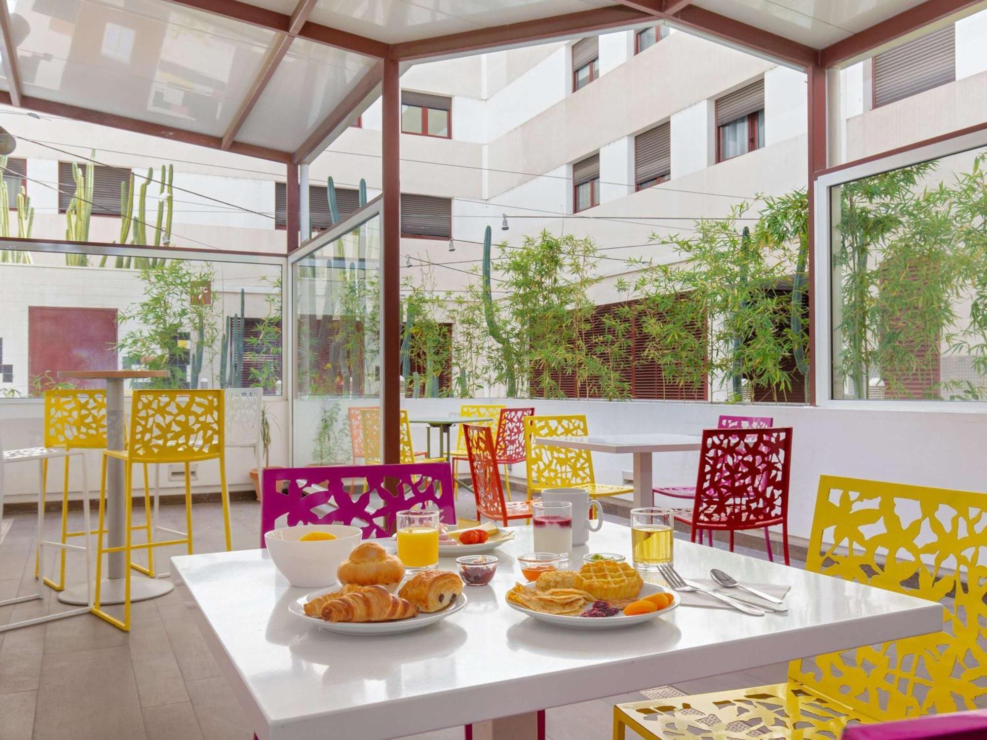Novotel Suites Perpignan Centre Buitenkant foto